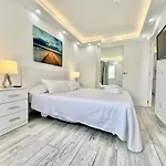 Torres De Yomely - M4g Apartamento