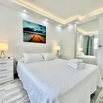 Torres De Yomely - M4g * Playa de las Americas (Tenerife)